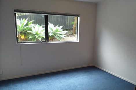 Photo of property in 11 Longview Rise, Massey, Auckland, 0614