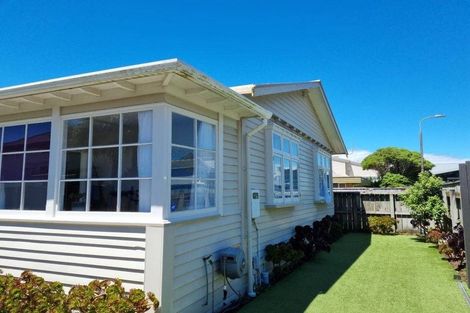 Photo of property in 4 Rotoiti Street, Johnsonville, Wellington, 6037