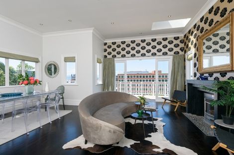 Photo of property in 11 Central Terrace, Kelburn, Wellington, 6012