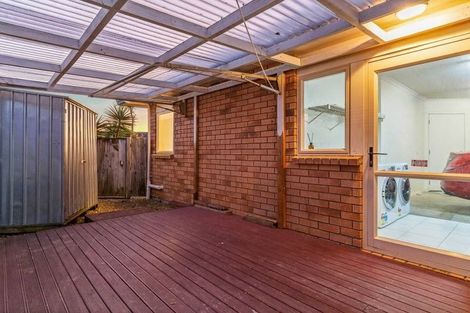 Photo of property in 12 Bokeen Lane, Flat Bush, Auckland, 2019