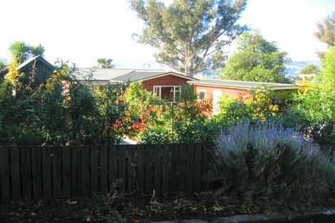Photo of property in 21 Cresswell Avenue, Governors Bay, Lyttelton, 8971