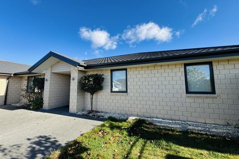 Photo of property in 43 Somerville Crescent, Aidanfield, Christchurch, 8025