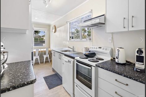 Photo of property in 5 Scarlet Drive, Ranui, Auckland, 0612