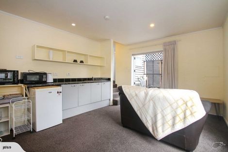 Photo of property in 1/596 Whangaparaoa Road, Stanmore Bay, Whangaparaoa, 0932