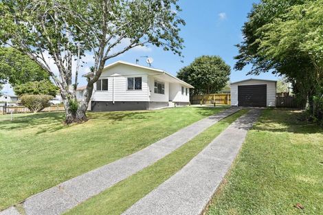 Photo of property in 11 Crawshaw Drive, Nawton, Hamilton, 3200