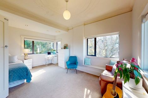 Photo of property in 15 Kim Street, Khandallah, Wellington, 6035