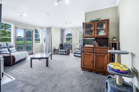 Photo of property in 28 Paul Crescent, Fairfield, Hamilton, 3214