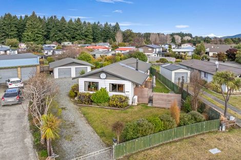 Photo of property in 19 Henry Street, Te Anau, 9600