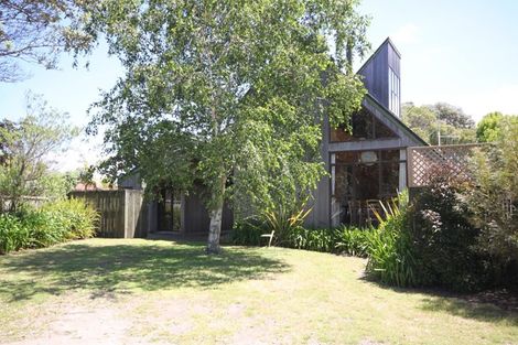 Photo of property in 7 Lowe Park Lane, Pauanui, Hikuai, 3579