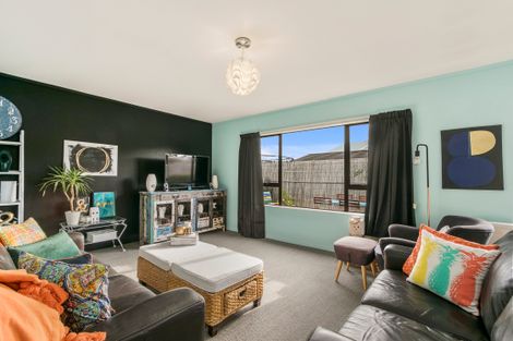 Photo of property in 53 Pohutukawa Street, Woburn, Lower Hutt, 5010