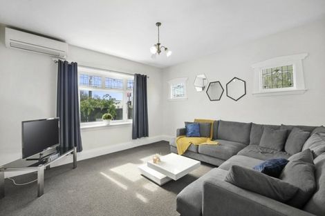 Photo of property in 1/19 Hills Road, Edgeware, Christchurch, 8013