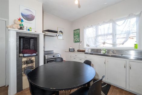 Photo of property in 61 Eton Street, Hampstead, Ashburton, 7700