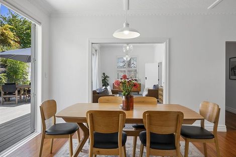 Photo of property in 56 Gilbert Street, New Plymouth, 4310