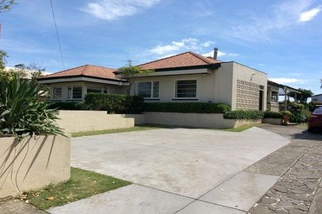 Photo of property in 303 Oceanbeach Road, Mount Maunganui, 3116