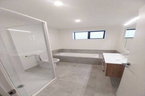 Photo of property in 61 Mangahoe Road, Mount Wellington, Auckland, 1062