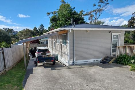 Photo of property in 9 Maybelle Place, Kelston, Auckland, 0602