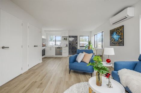 Photo of property in 21 Miles Avenue, Papatoetoe, Auckland, 2025