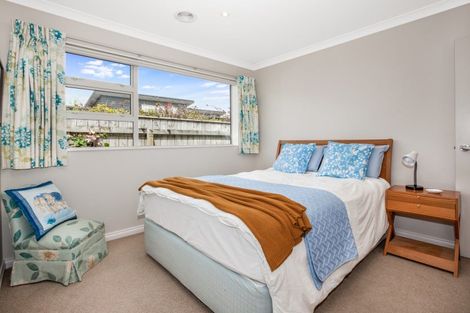 Photo of property in 26 Otupoa Way, Paraparaumu, 5032