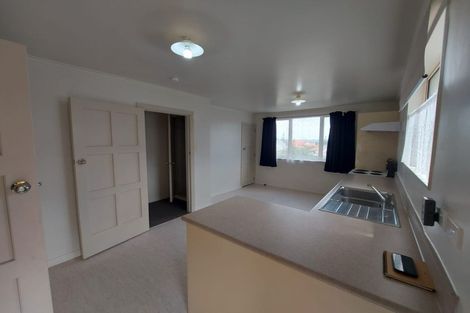 Photo of property in 241 Great North Road, Henderson, Auckland, 0612