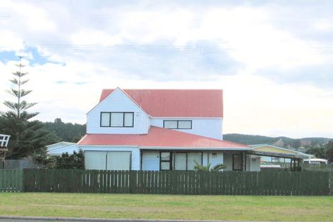 Photo of property in 327a Port Road, Whangamata, 3620