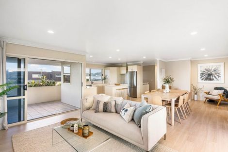 Photo of property in 102 Saint Patricks Row, Whangamata, 3620