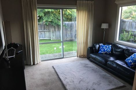 Photo of property in 6 Coburn Place, Lake Hayes, Queenstown, 9304