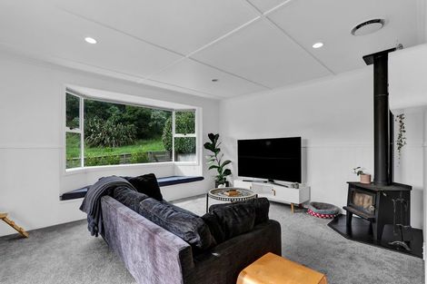 Photo of property in 46 Oranga Street, Marfell, New Plymouth, 4310
