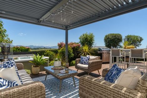 Photo of property in 3 Goldstone Place, Omokoroa, 3114