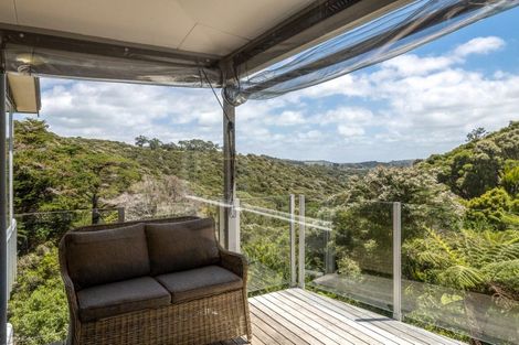 Photo of property in 142 Waiheke Road, Waiheke Island, 1971