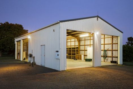 Photo of property in 49 Wharf Road, Clarks Beach, Pukekohe, 2679