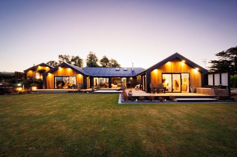 Photo of property in 114 Halcombe Road, Feilding, 4775