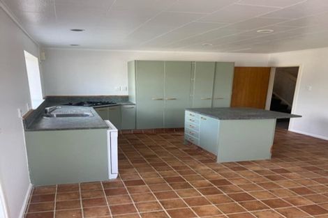 Photo of property in 24 Holdsworth Avenue, Trentham, Upper Hutt, 5018