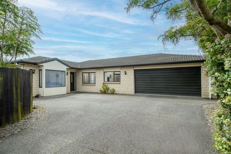 Photo of property in 18 Sarah Place, Papamoa Beach, Papamoa, 3118