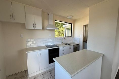 Photo of property in 2/23 Station Road, Takanini, 2112