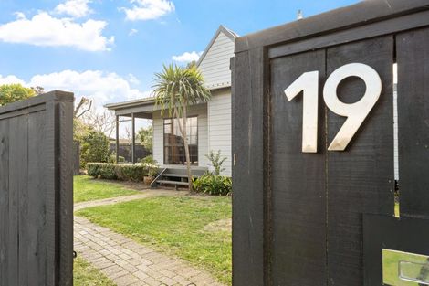Photo of property in 19 Crampton Court, Orewa, 0931