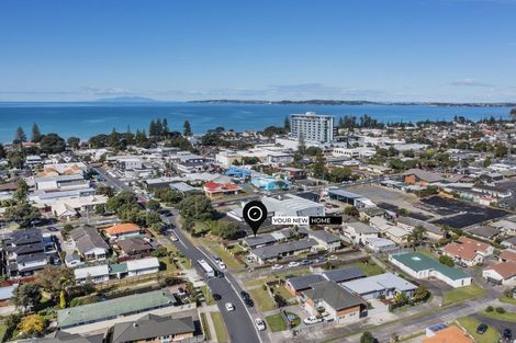 Photo of property in 1/52 Florence Avenue, Orewa, 0931