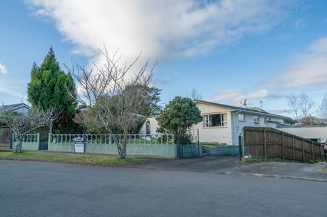 Photo of property in 10 Armstrong Grove, Hilltop, Taupo, 3330