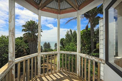 Photo of property in 2 Hadfield Terrace, Bluff Hill, Napier, 4110