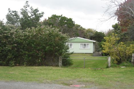 Photo of property in 16 Kowhai Grove, Raumati Beach, Paraparaumu, 5032