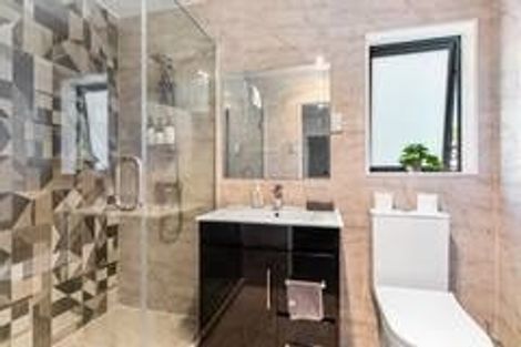 Photo of property in 1 Kendall Court, Wattle Downs, Auckland, 2103