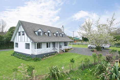 Photo of property in 33 Railway Terrace, Ohau, Levin, 5570