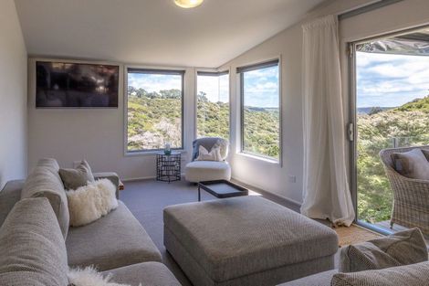 Photo of property in 142 Waiheke Road, Waiheke Island, 1971