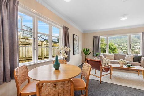 Photo of property in 24 Duncan Street, Tawa, Wellington, 5028