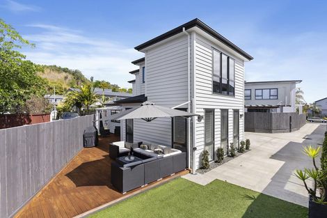 Photo of property in 6a Hostel Access Road, Eastern Beach, Auckland, 2012