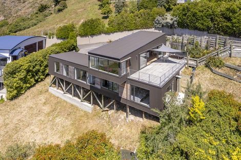 Photo of property in 105b Moncks Spur Road, Redcliffs, Christchurch, 8081
