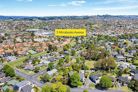 Photo of property in 5 Mirrabooka Avenue, Botany Downs, Auckland, 2010