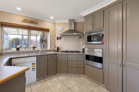 Photo of property in 27 Lotus Avenue, Mount Maunganui, 3116