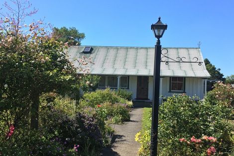 Photo of property in 43 High Street, Bulls, 4818