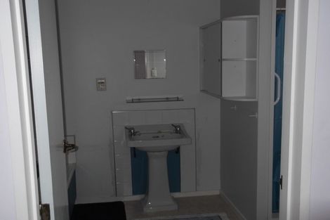 Photo of property in 9 Weraroa Road, Levin, 5510