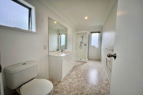 Photo of property in 24 Vipond Road, Stanmore Bay, Whangaparaoa, 0932